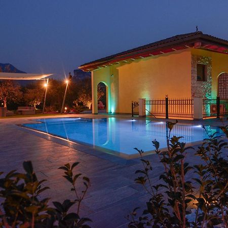 Villa Luxury House & Spa Riva del Garda Ngoại thất bức ảnh