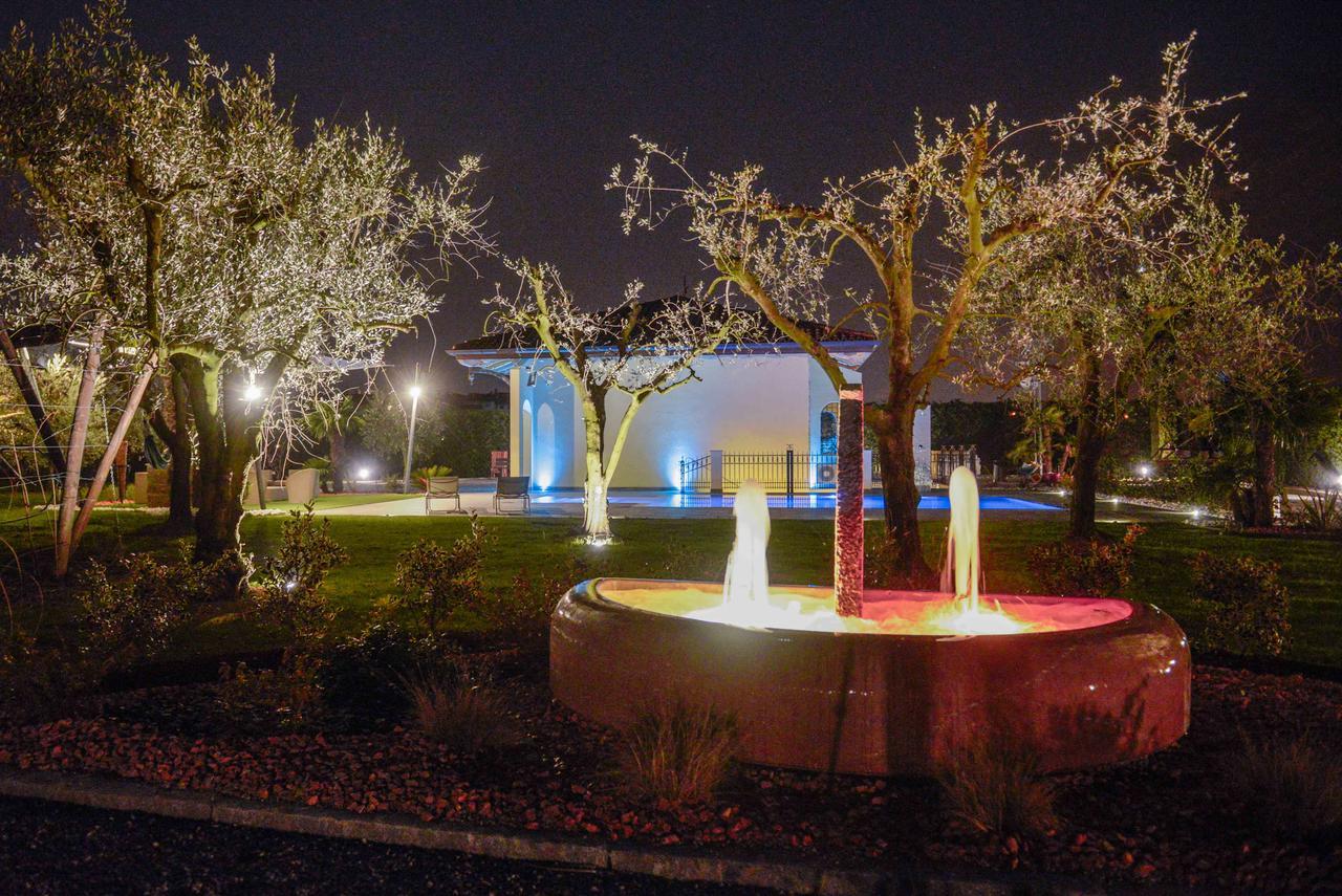 Villa Luxury House & Spa Riva del Garda Ngoại thất bức ảnh
