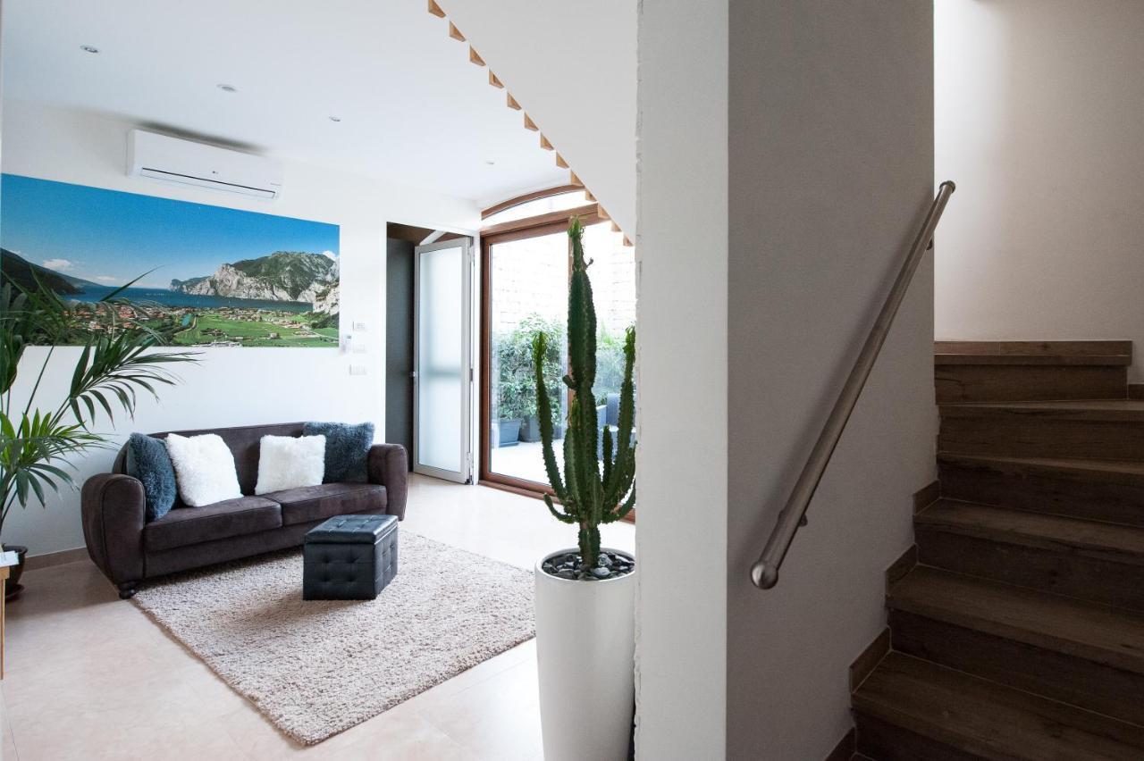 Villa Luxury House & Spa Riva del Garda Ngoại thất bức ảnh